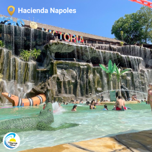 Hacienda Nápoles y Aldea Santorini